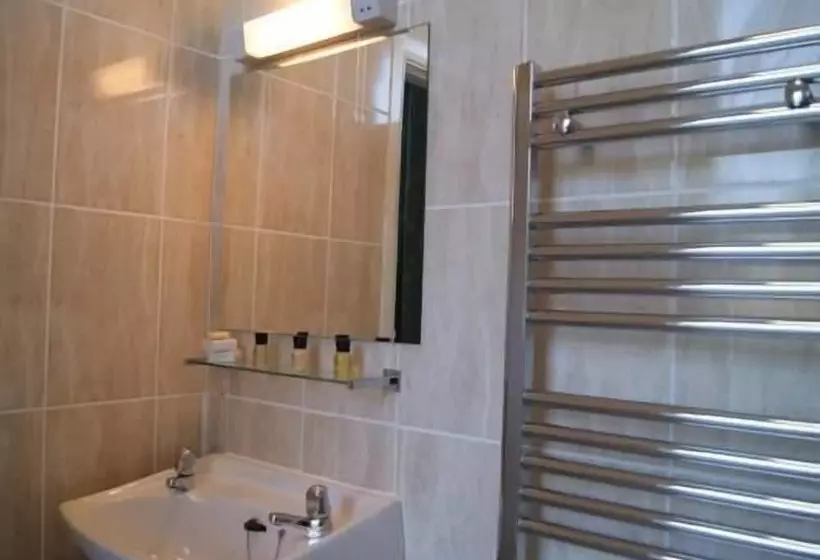 Anchorage Hotel & Spa