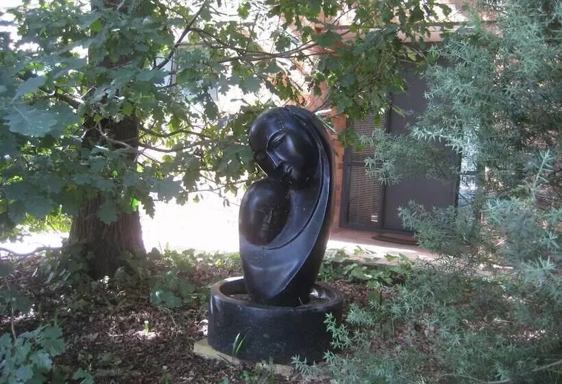 Bungunyah Apartments