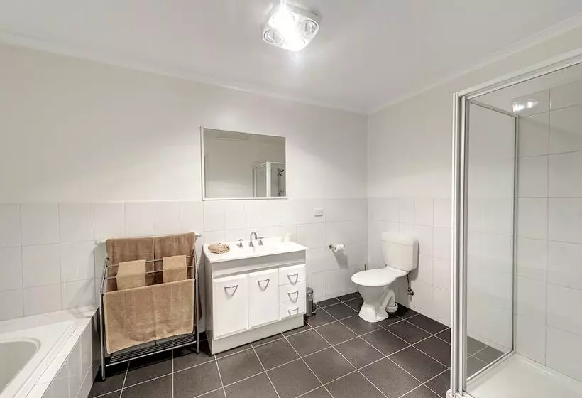 Bungunyah Apartments