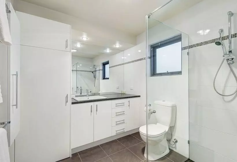 Bungunyah Apartments