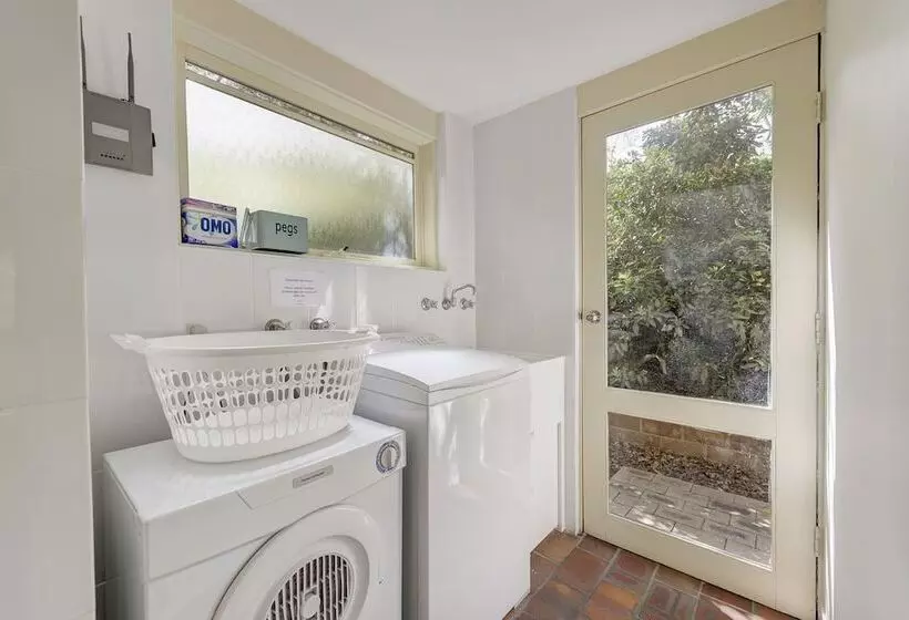 Bungunyah Apartments