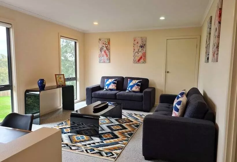 Bungunyah Apartments