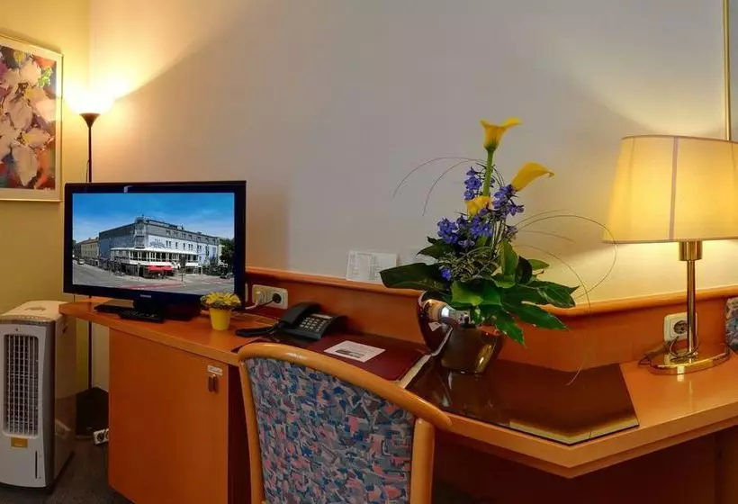 Отель Central Dachau