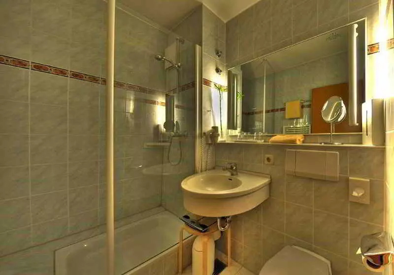 Отель Central Dachau