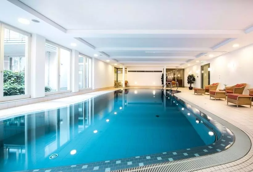 בית מלון כפרי Collegium Leoninum