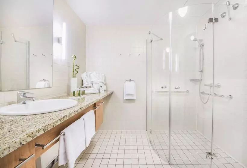 בית מלון כפרי Collegium Leoninum