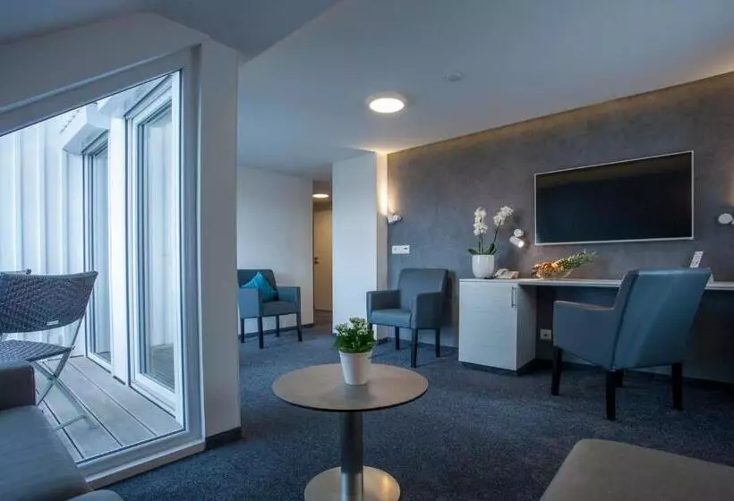 Ebner   Boutique Hotel & Konditorei