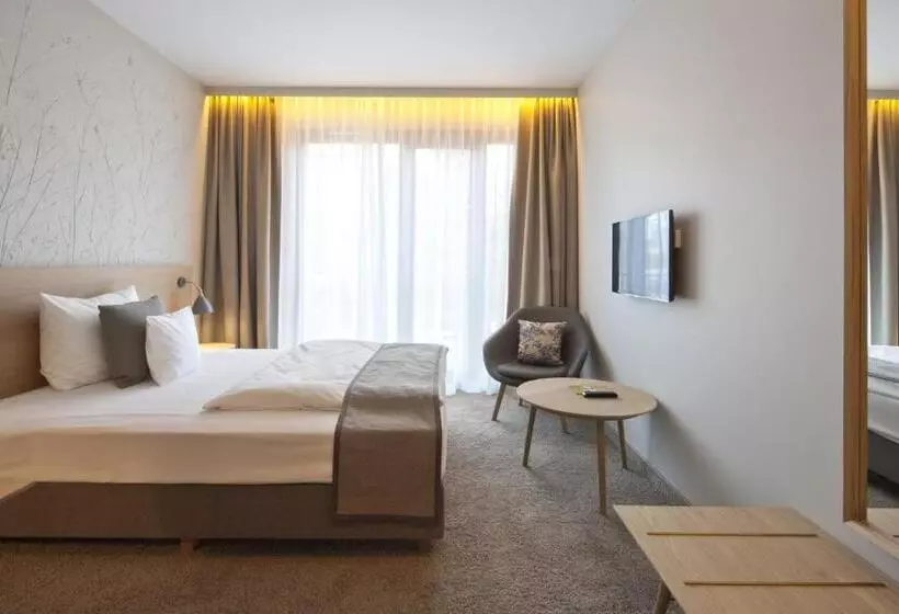 Отель Fürstenfelder