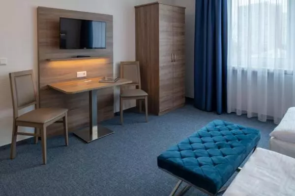 ホテル & Gästehaus Rostock Lütten Klein