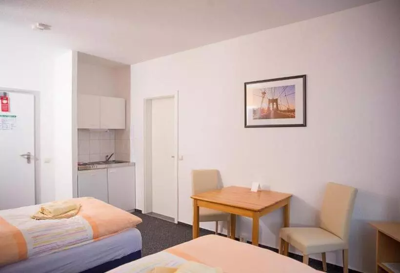 ホテル & Gästehaus Rostock Lütten Klein