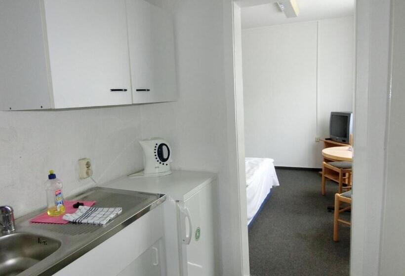 בית מלון כפרי & Gästehaus Rostock Lütten Klein