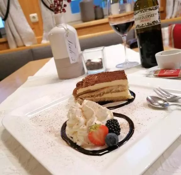 Отель Inntalhof