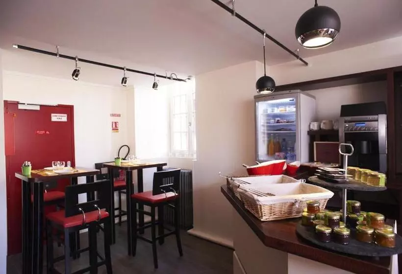 Logis Hotel Chateaubriand