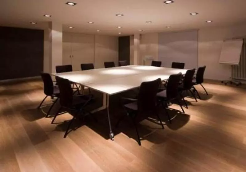 Pearl Design Hotel Frankfurt City