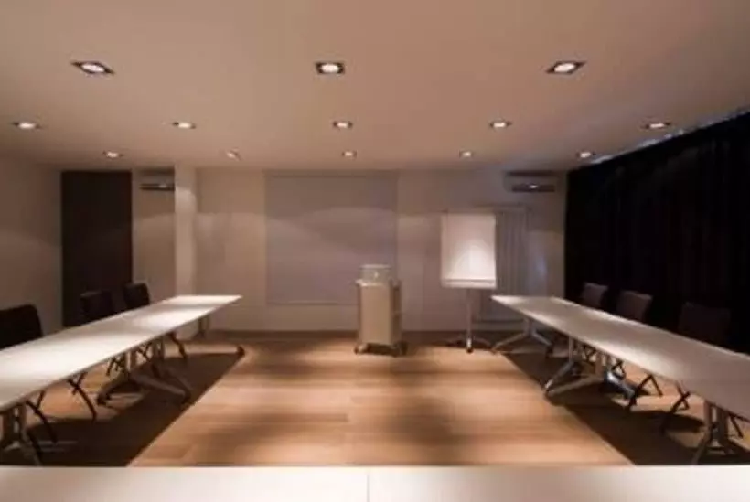 Pearl Design Hotel Frankfurt City