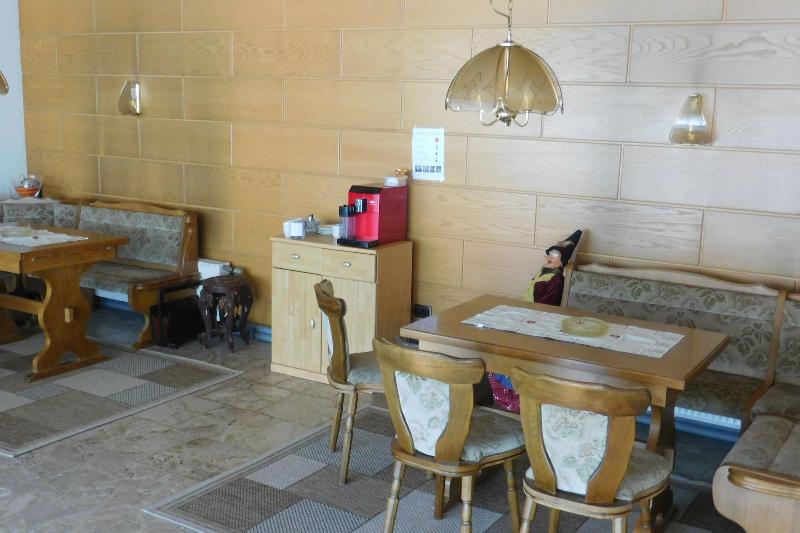 فندق Pension Am Kurmittelhaus