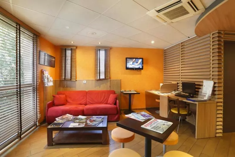 فندق Suite Home Apt Luberon