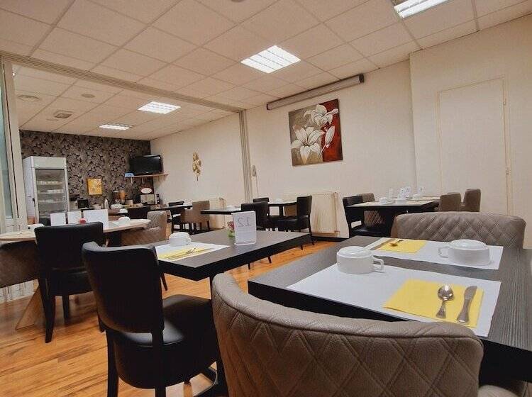 Brit Hotel Essentiel Pontivy Robic