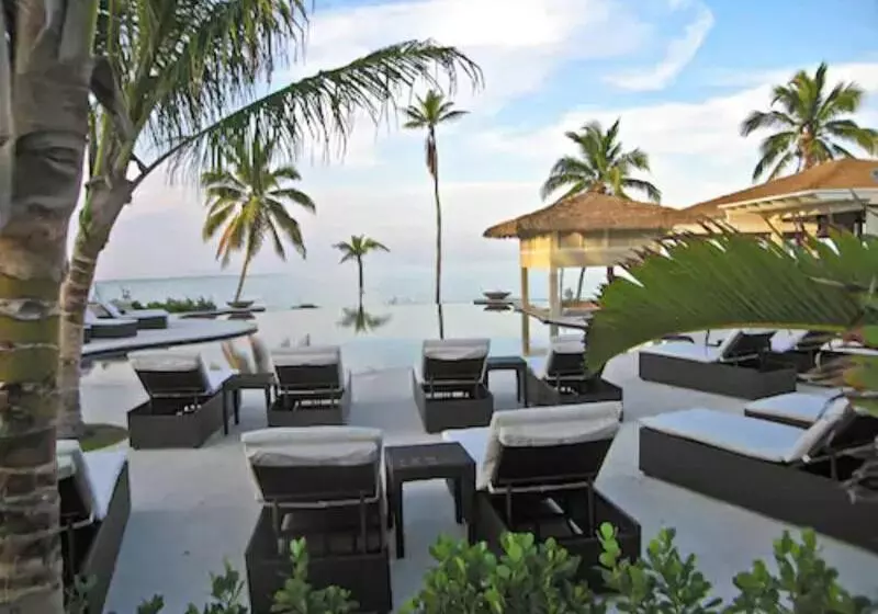 هتل Sky Beach Club