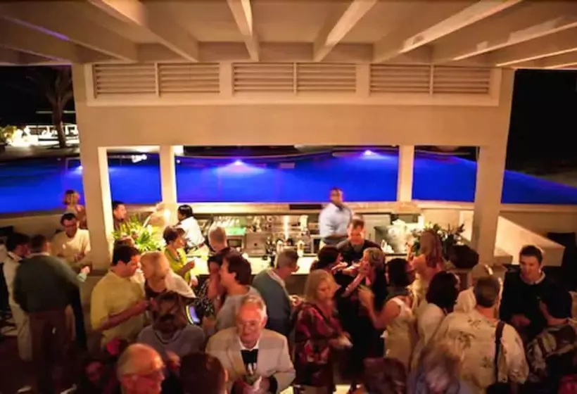 هتل Sky Beach Club