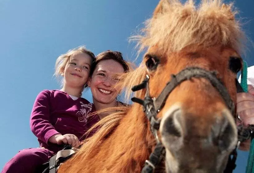 호텔 Van Der Valk Resort Linstow