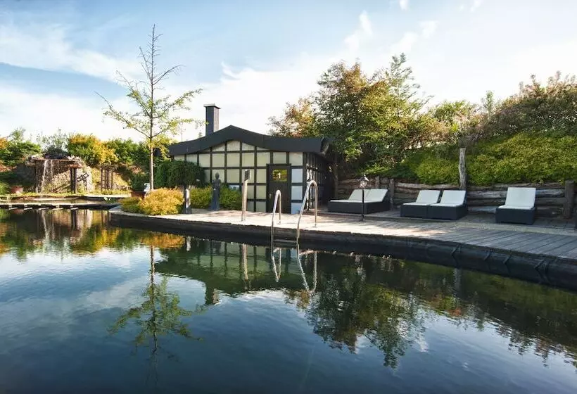 호텔 Van Der Valk Resort Linstow