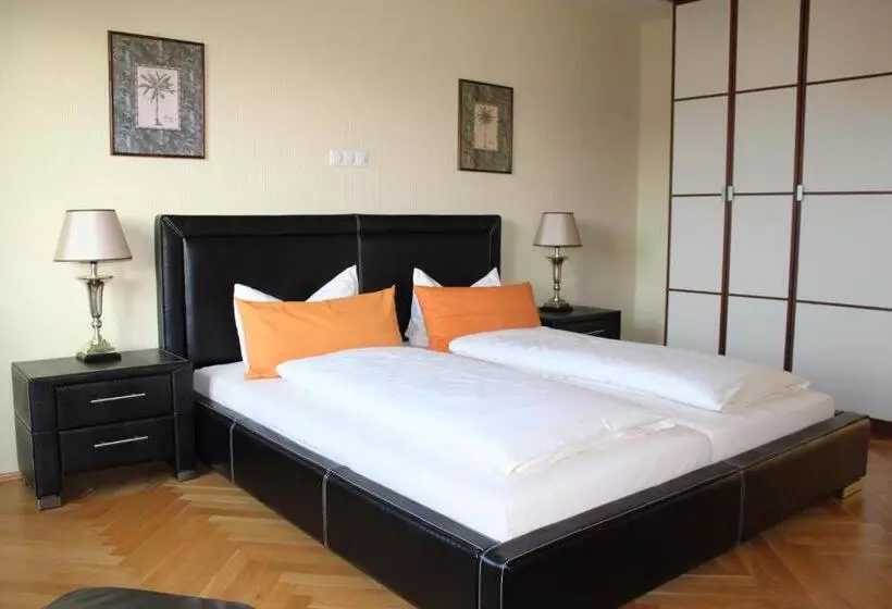 בית מלון כפרי Villa Sommer