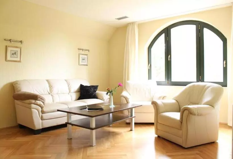 בית מלון כפרי Villa Sommer