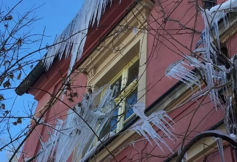 Wein Hotel Auberge Mistral