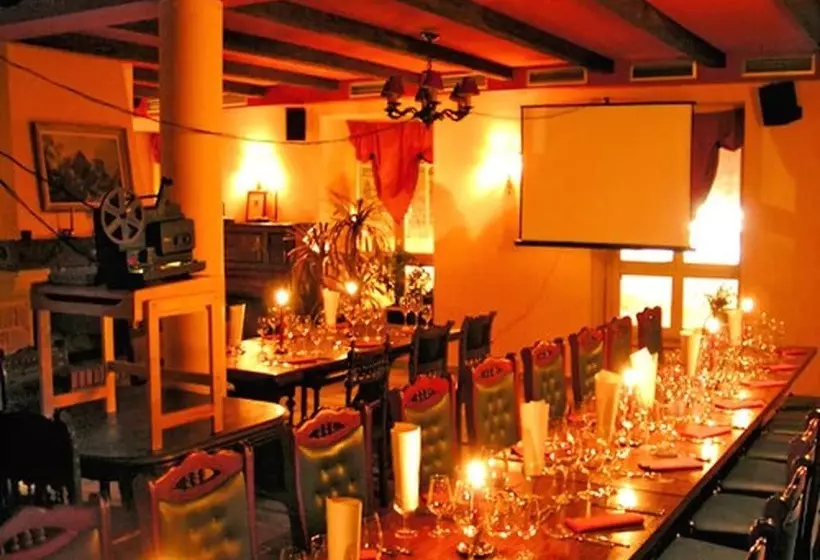 Wein Hotel Auberge Mistral