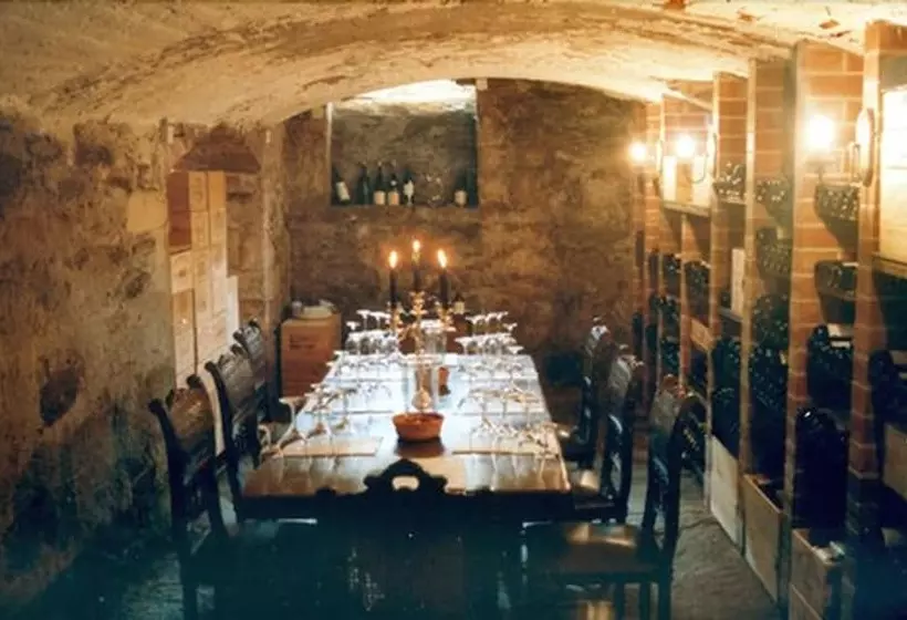 Wein Hotel Auberge Mistral