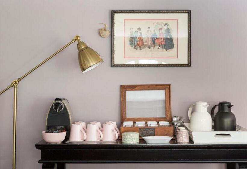 Logis Maison Vauban   Hotel St Malo