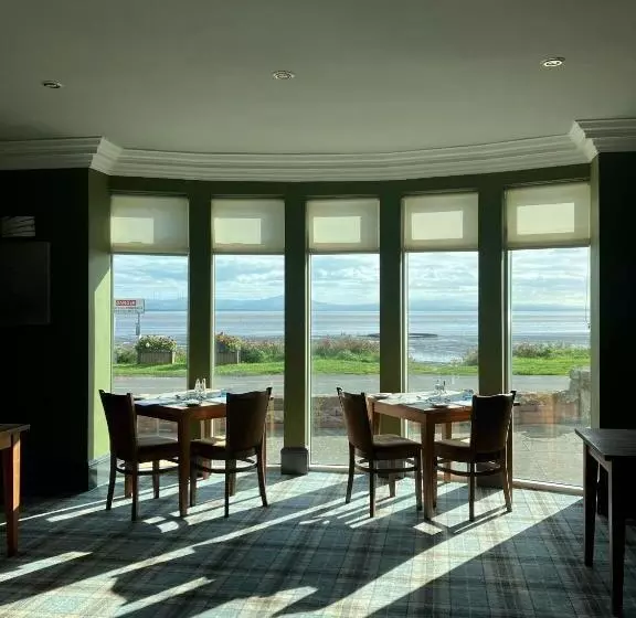 The Powfoot Hotel, Annan