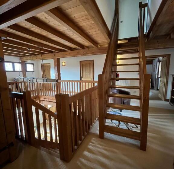 Bed and Breakfast Chalet Le Pery