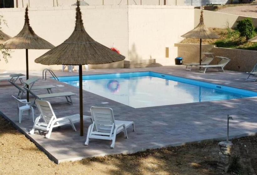 ホテル Agriturismo I Cerroni Montescudaio