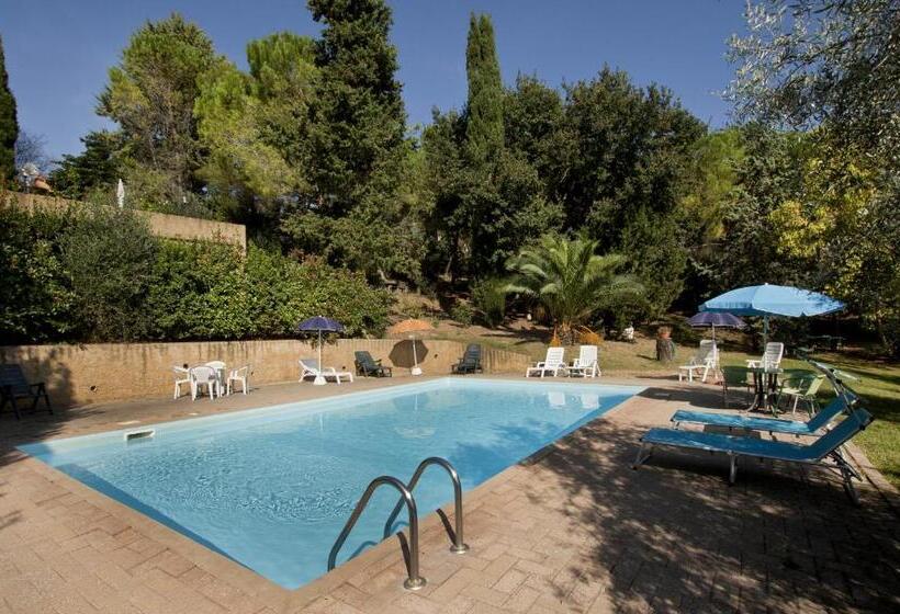 ホテル Agriturismo I Cerroni Montescudaio