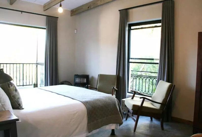 Majatalo Avo&oak Guesthouse