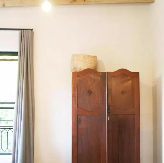 Majatalo Avo&oak Guesthouse