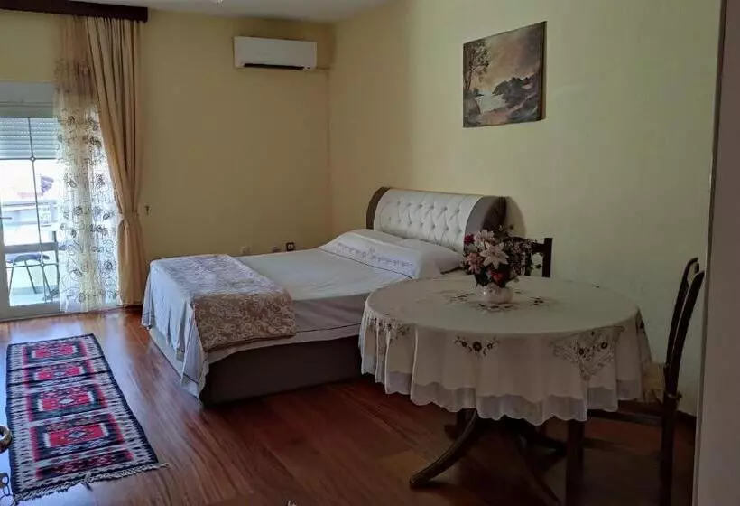 پانسیون Guest House Katerina