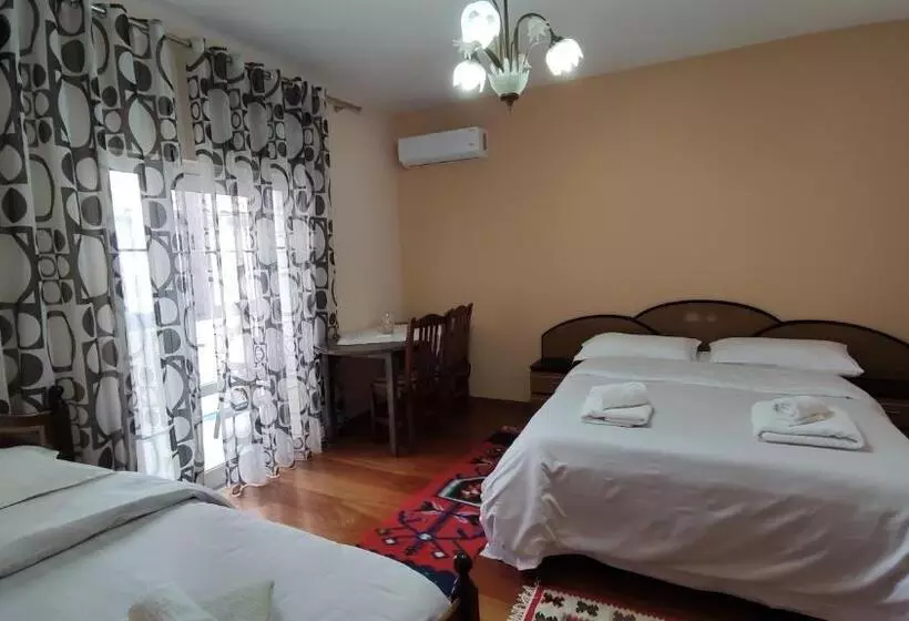 پانسیون Guest House Katerina