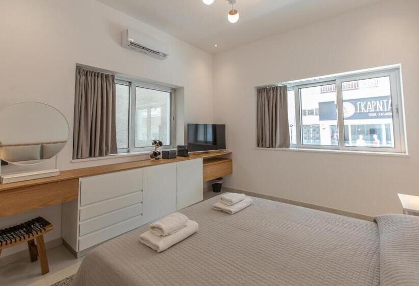 Rooms Unique Staying In Paphos Centre