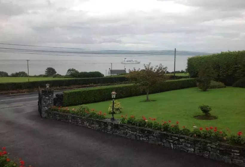 Aamiaismajoitus (B&B) Seawater View Accomadation   Accommodation Only