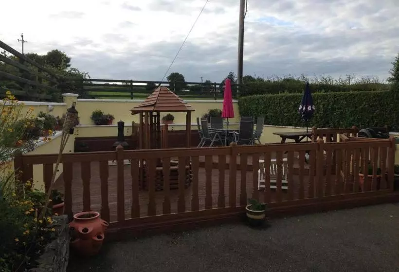 Aamiaismajoitus (B&B) Seawater View Accomadation   Accommodation Only