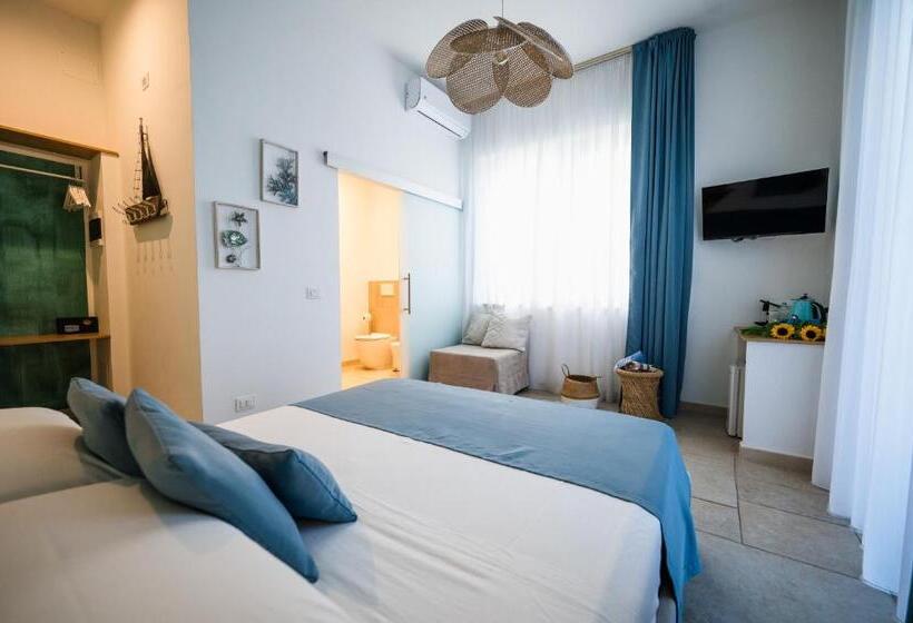 Bed and Breakfast Aurelia Sea View