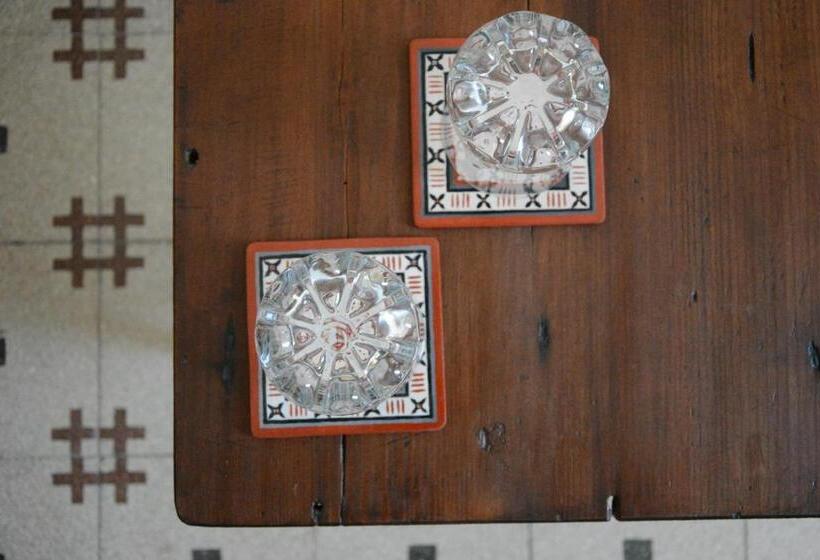 مبيت وإفطار Domus Aleria Deluxe Rooms