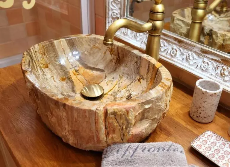 Aamiaismajoitus (B&B) L'effrontée