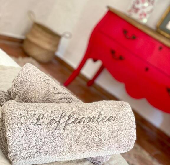 住宿加早餐 L'effrontée