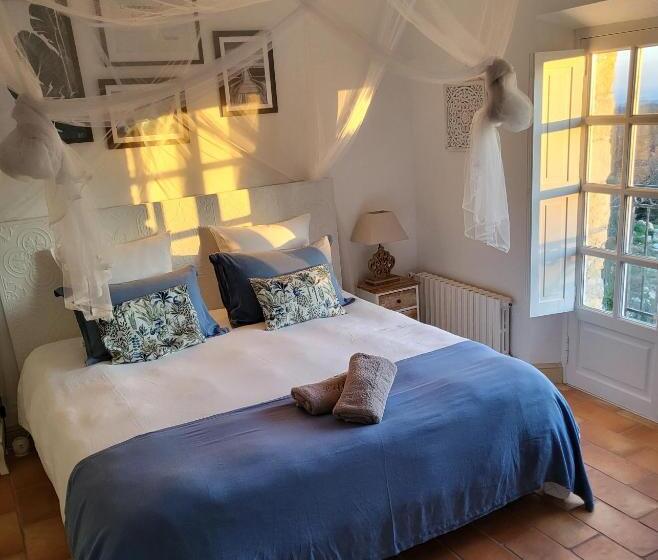 住宿加早餐 L'effrontée