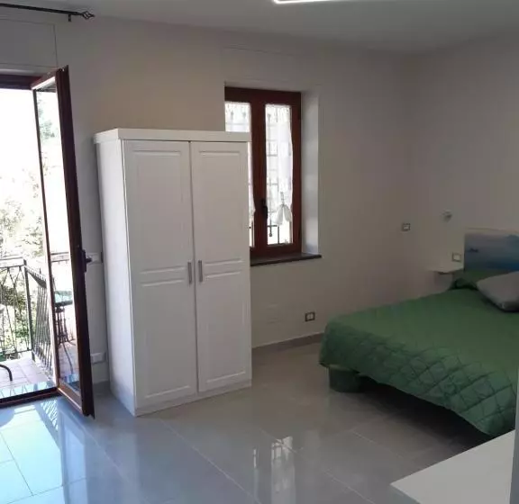 Aamiaismajoitus (B&B) Raggio Di Sole