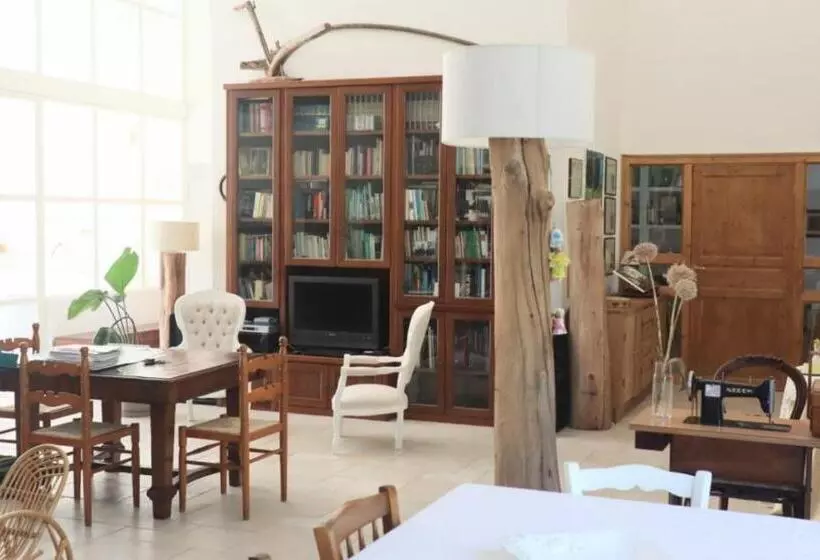هتل Henry Agriturismo Manfredonia